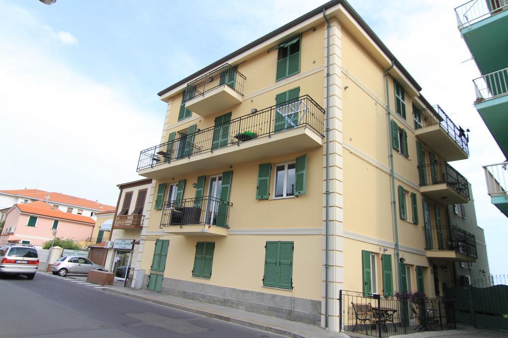 Appartement Residenza Marina à Riva Ligure Extérieur photo